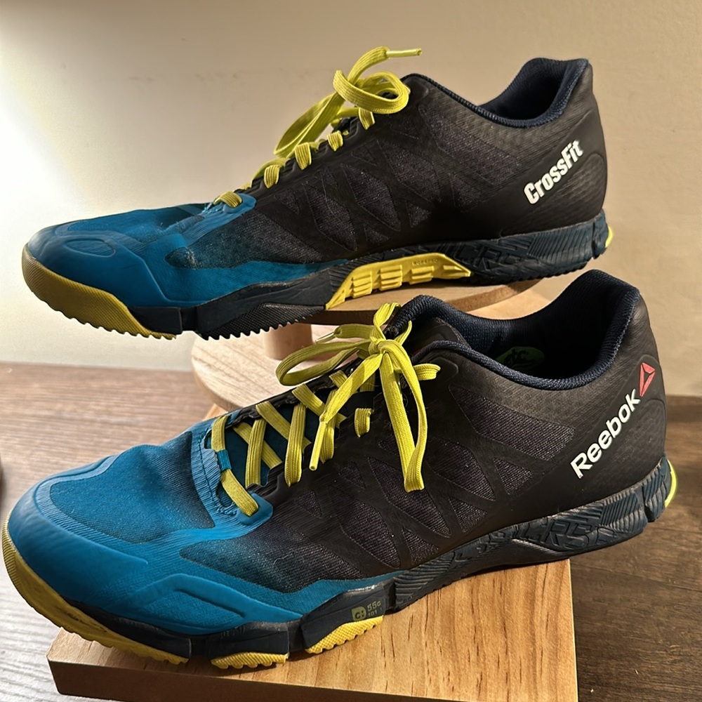 Men’s Multi-Color Reebok Etc Cross Trainers - Picture 3 of 10